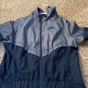 blue nike windbreaker